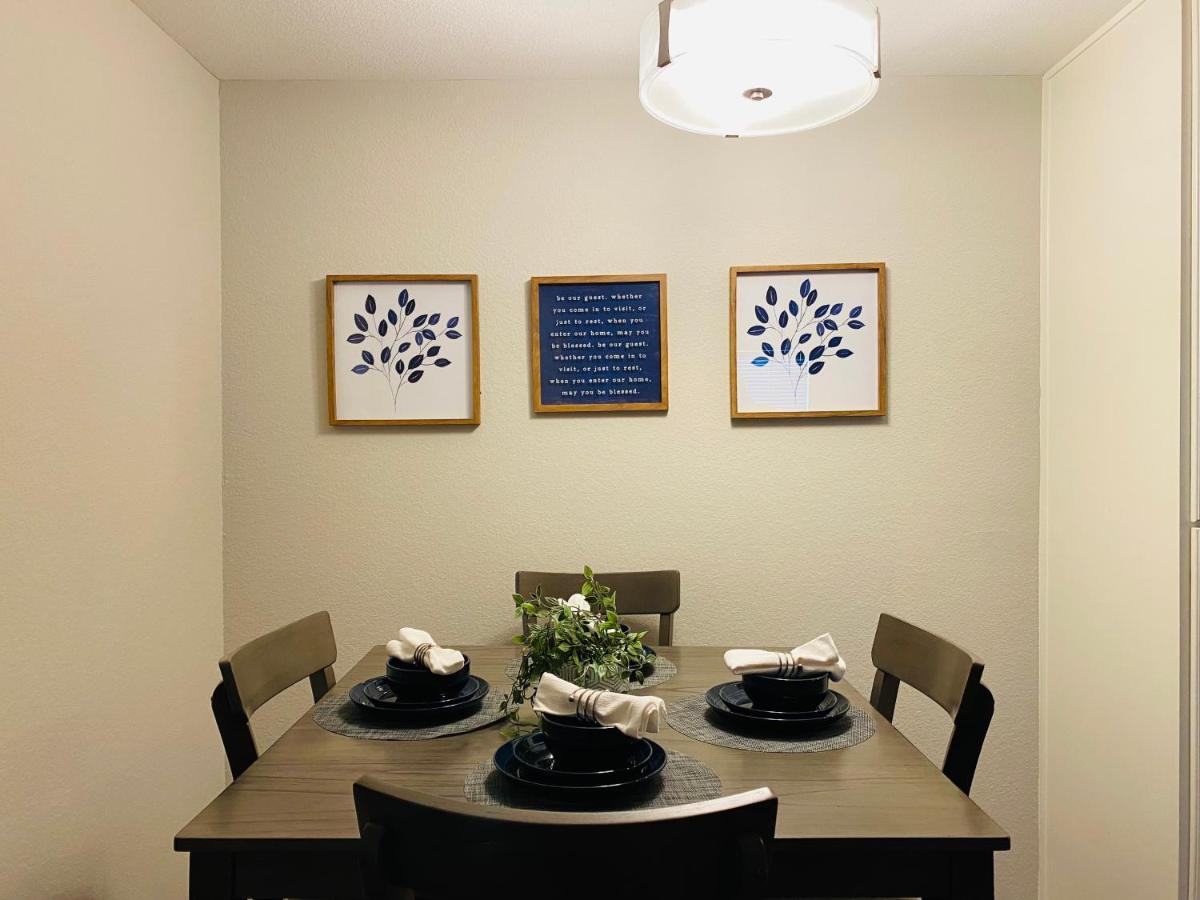 Fashionable Stylish Apartment Houston Exterior photo
